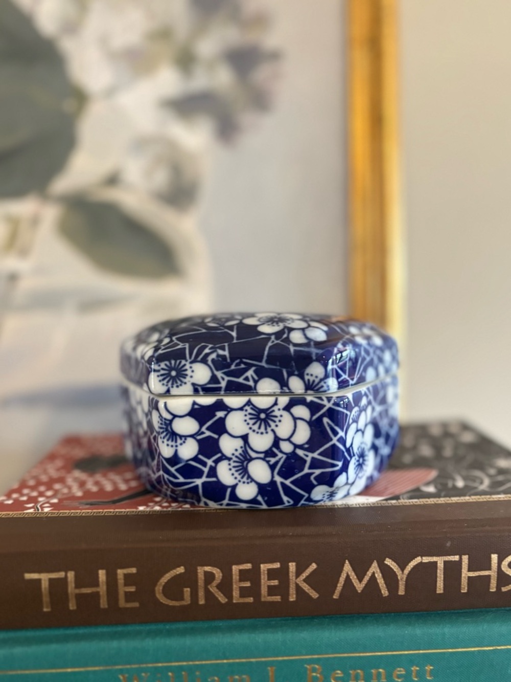 Blue and white trinket box
